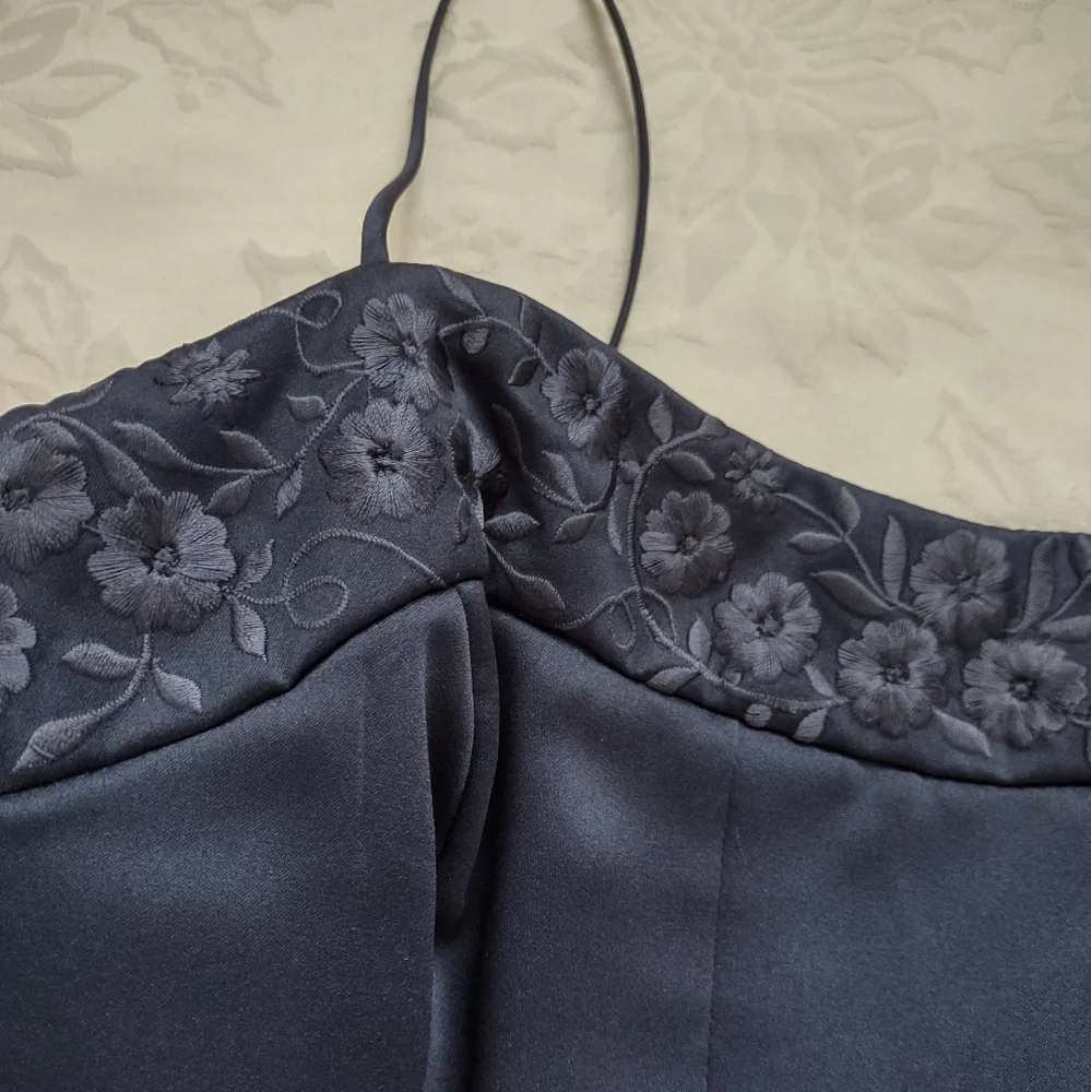 New🎀Mori Lee Madeline Gardner embroidered corset lace up maxi gown - Picture 4 of 13
